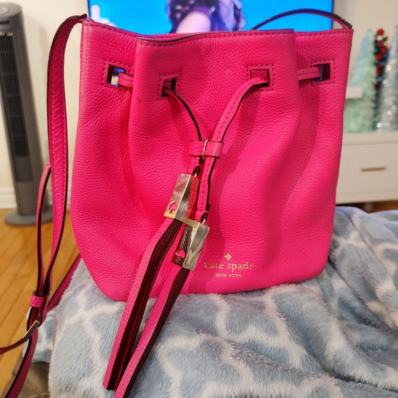 Kate Spade Tiny Cooper Bucket Bag - Picture 2 of 16